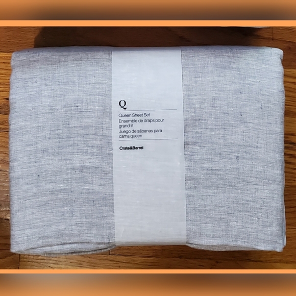 🚫SOLD🚫 Crate & Barrel Queen Sheet Set - Picture 1 of 2